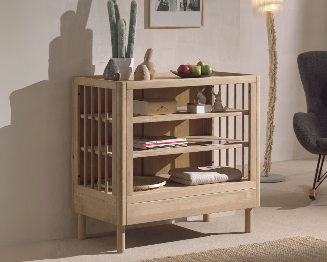 Woody Solid Oak Bookcase