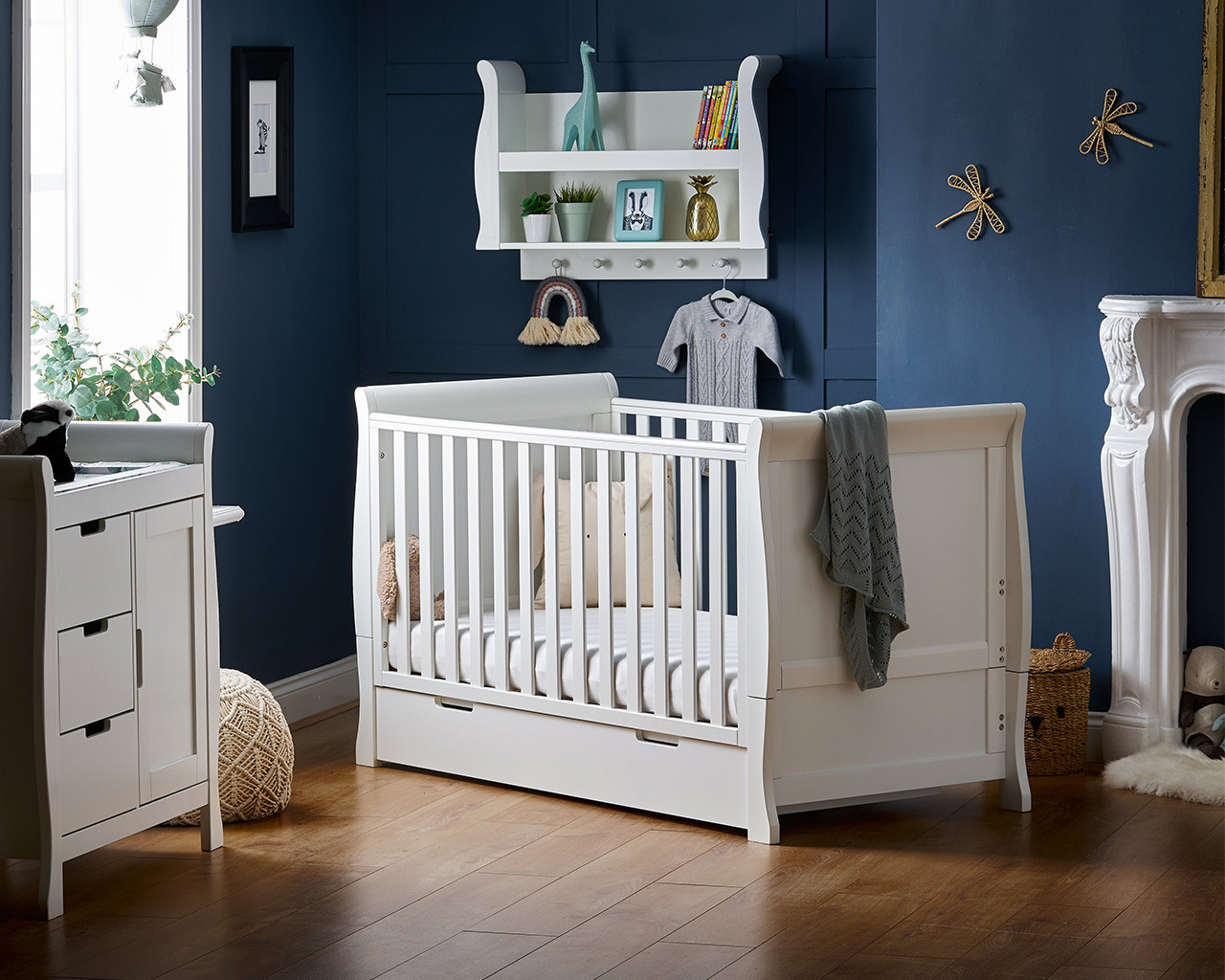 Stamford Classic Sleigh 2 Piece Room Set White