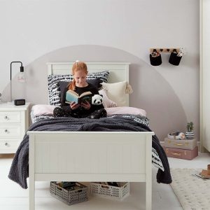 Cambridge 3 Drawer Bedside in White - Image 9
