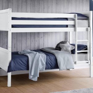 A traditional style bunk bed with tongue and groove panelling on the head and foot boards. A slim ladder keeps the footprint of the bunk to a minimum which is great for small bedrooms and where space is restricted. Choose from fresh White or Anthracite Grey for a striking look. This bunk is perfect for siblings sharing a room or for sleepovers.