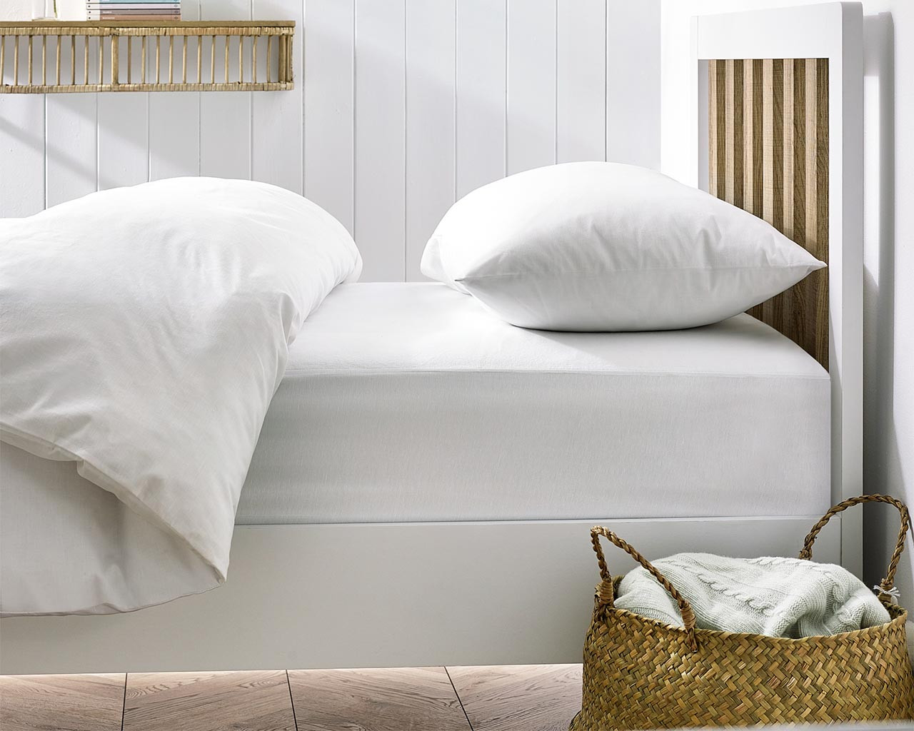 Cotton Fitted Single Bed Mattress Protector (90 x 200cm) - Image 2