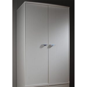 Noah & Eli Low Wardrobe