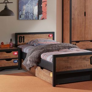 Alternative view of Varsity Bedside