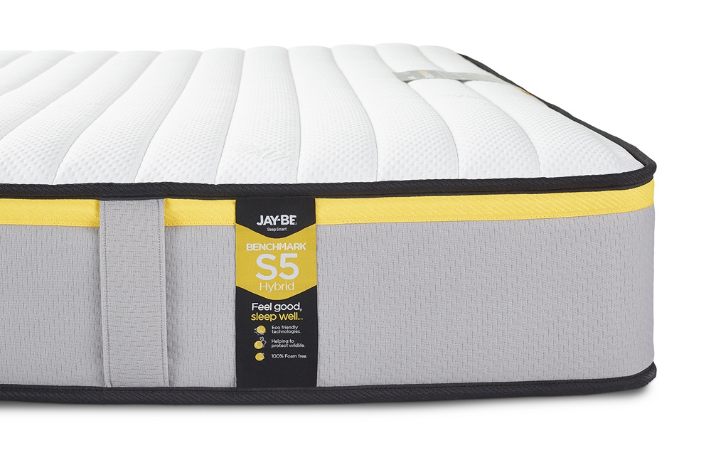 Benchmark S5 Hybrid Double Mattress (135x190cm)