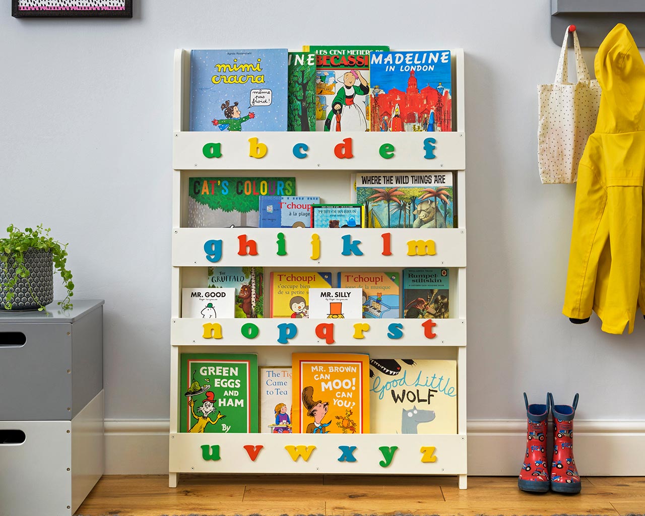 Open Facing Bookcase with lowercase letters - Image 4