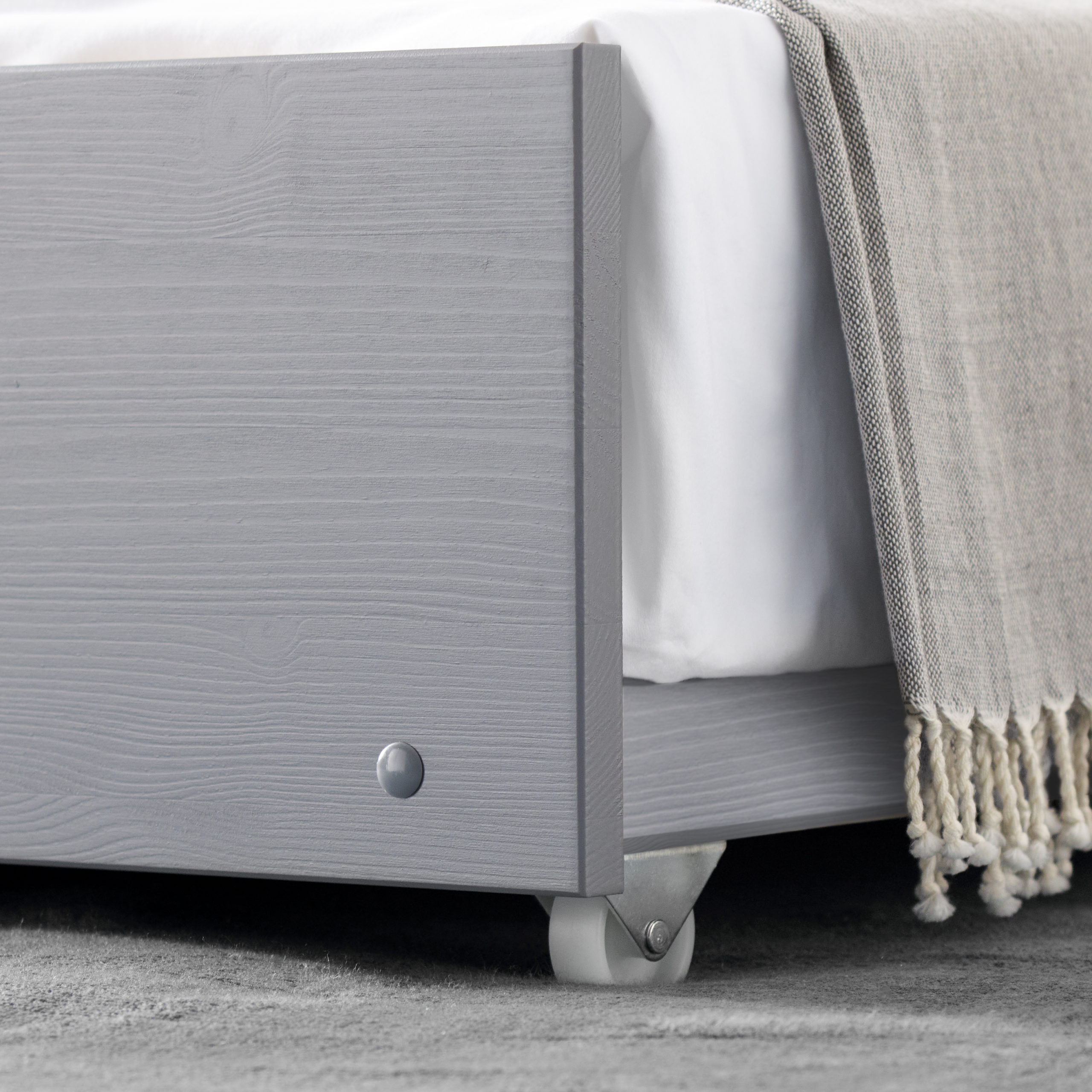 Mercury Grey Guest Bed with Trundle - Image 2