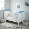 The Clara Inspire cot bed has a base that can be set at three different heights. The highest setting makes it easy to lift your baby in and out without bending over. As your baby grows and learns to sit and stand, you can lower the base. It also has teething rails to protect your baby's new teeth. When your child is ready for a bigger bed, the Clara Inspire cot bed easily changes into a cozy junior bed, making it a long-lasting and good value choice.