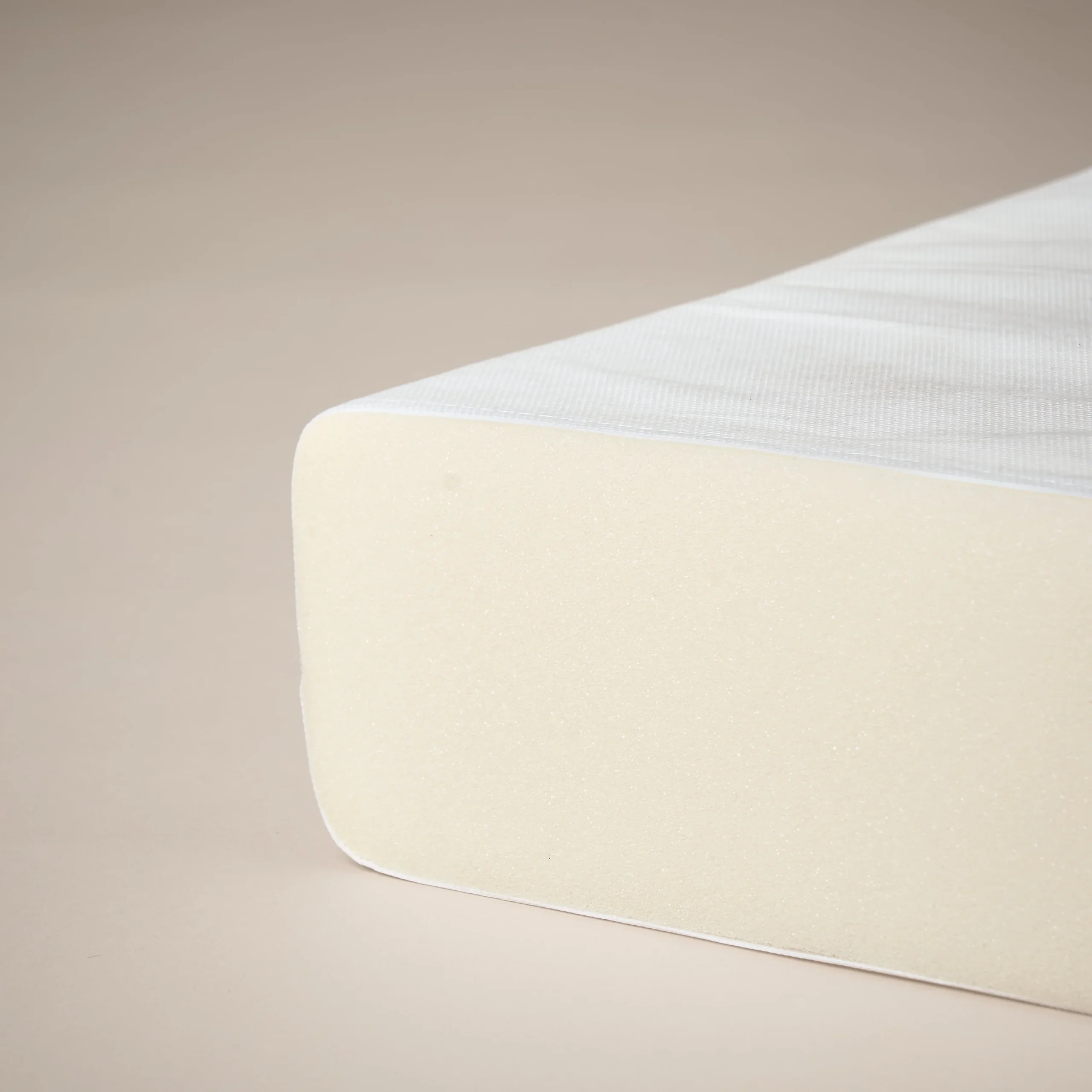 Obaby's eco foam mattress offers a comfortable night's sleep for babies. It is fully breathable and made with 7.5cm thick, dent-resistant vented foam. The mattress is also hypoallergenic.
